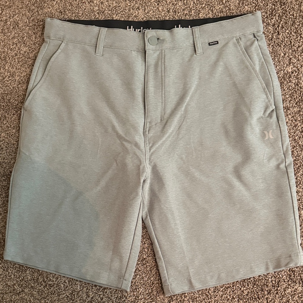 Hurley Men's Light Gray Flat Front Shorts